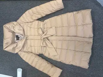 ketty 베이지 벨트 부착 롱 다운 코트 사이즈 1