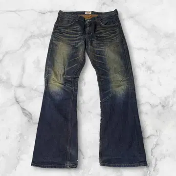 Y2K/00s/부츠컷 데님/귀신 수염/허니컴/페이드/구김/W34