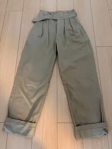 LENO 카키 턱입 캐주얼 팬츠 치노 팬츠