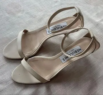 NEBULONIE 네브로니 가죽 샌들 36 화이트 상자 수납 가방 포함