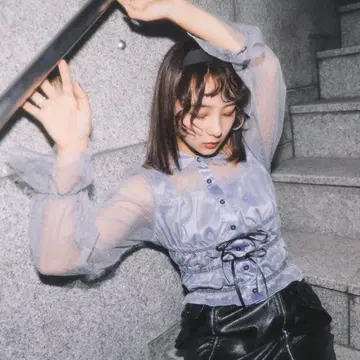 BUBBLES 버블스 블라우스 레이스 리본 블루