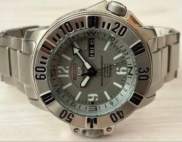 세이코 5 스포츠 아틀라스 티타늄 한정품