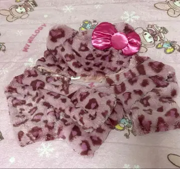 USJ 유니버셜 헬로키티 레오파드 무늬 머플러 햇 머플러 캡