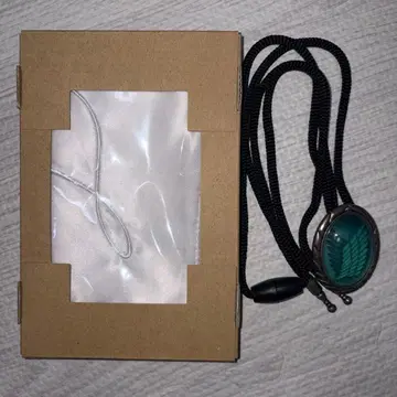 리바이의 스카프 & 엘빈의 루프 타이 한정판 혜택