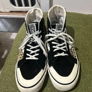 VANS SK8-Hi 블랙/레오파드