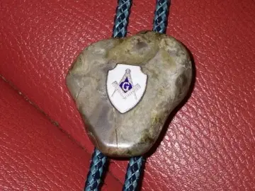 프리메이슨 루프 타이 51 스톤 돌 빈티지 펜던트 넥타이