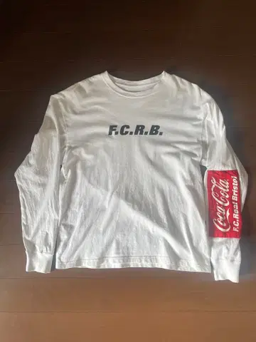 F.C.R.B. x 코카 콜라 콜라보 롱T M