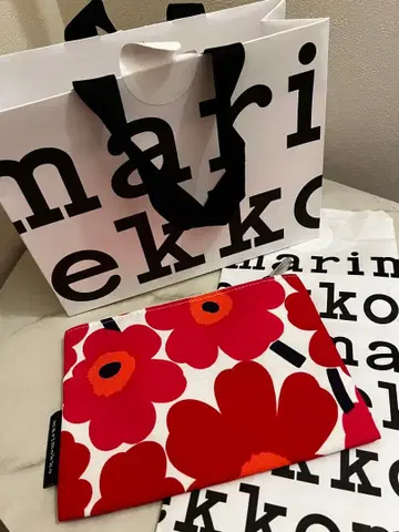 새상품 marimekko 파우치 Kaika Mini Unikko 레드