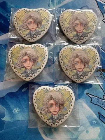 제5인격 sweet world story 캔뱃지 작곡가