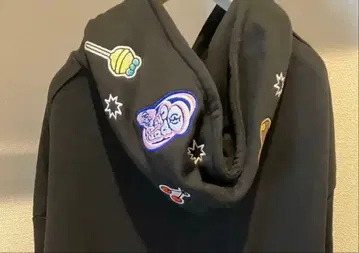 오판츄 토끼 CANDY PANICHU 자수 후드티