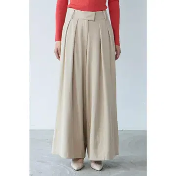 택 포함 새상품 트윌 2턱 와이드 팬츠 정가 9,900엔