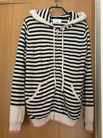 츠모리치사토 프릴 후드 니트 가디건