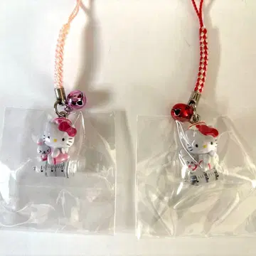 헬로키티 간호사 주사기 스트랩 2개