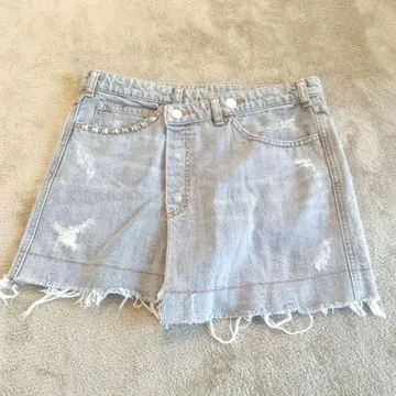 질스튜어트 빈티지 스터드 데님 미니 스커트