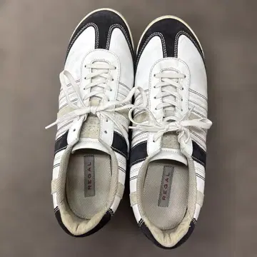 REGAL 스트라이프 디자인 스니커즈