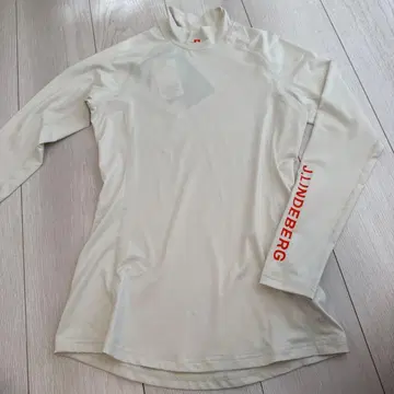 J.Lindeberg 긴팔 이너 셔츠 아이보리