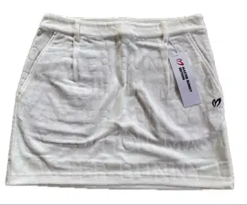 MASTER BUNNY EDITION 화이트 스커트 정가 22,000엔