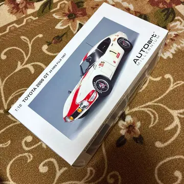 오토아트 TOYOTA 2000 GT 1:18