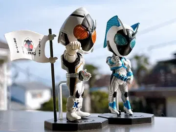 [월드 컬렉션] [가면라이더 포제] [가면라이더 나데시코] 피규어 세트