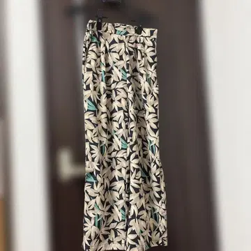 B:MING 잎 패턴 와이드 팬츠 M 사이즈