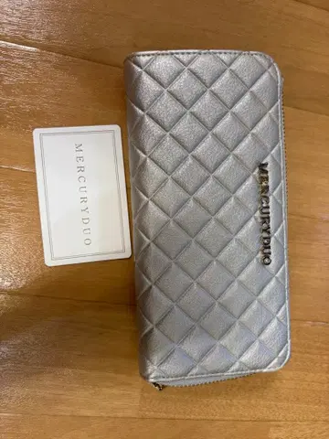 MERCURYDUO 실버 퀼팅 장지갑