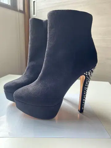 Rady 스웨이드 부츠