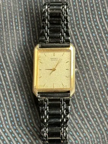 SEIKO 세이코 쿼츠 vintage 손목시계 gold 스퀘어