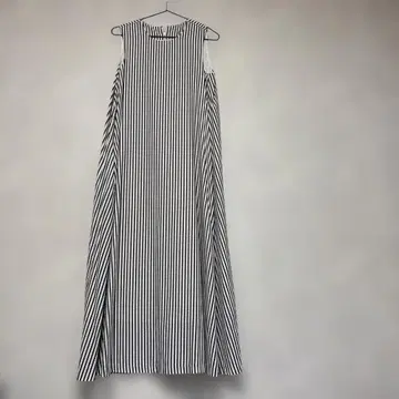 ACUTA 슬리브리스 원피스