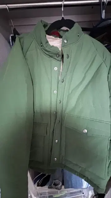 Backers 그린 다운 자켓