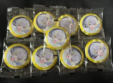 18TRIP 에이트리 화이트 빛 설탕 코팅 캡슐 캔뱃지