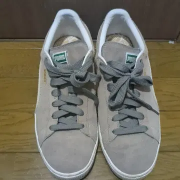 PUMA 스웨이드 로우컷 스니커즈 베이지