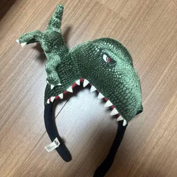 공룡 디자인 머리띠 유니버셜 쥬라기 월드
