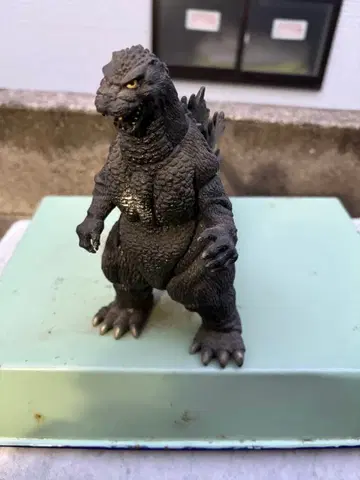 고질라 소프트 비닐