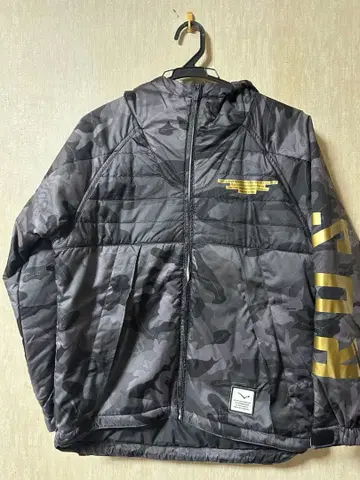 RUSSELUNO 카모플라쥬 후드 부착 다운 자켓