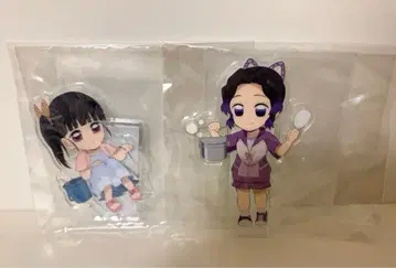 귀멸의 칼날 코쵸우 시노부 츠유리 카나오 마운틴 액티비티 아크릴 스탠드