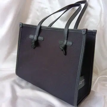 새상품급 GIANNI CHIARINI 블랙 토트백 S