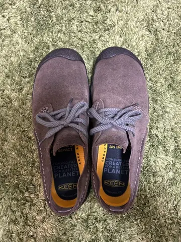 KEEN 그레이 스웨이드 스니커즈 27cm