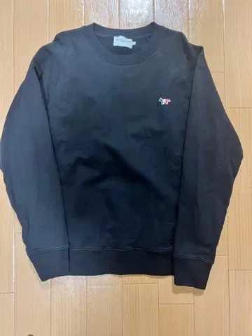 메종 키츠네 블랙 맨투맨