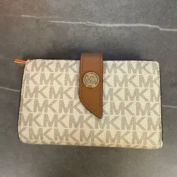 마이클코어스 반지갑