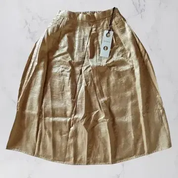 우타 샤이니 플레어 스커트 골드 F 볼륨 고져스 봄/가을/겨울