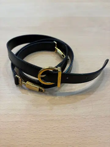 페라가모 숄더 스트랩 단독 블랙 골드 금장 장식 교체용