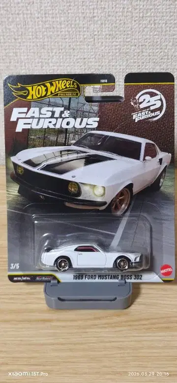 1969 포드 머스탱 보스 302 화이트