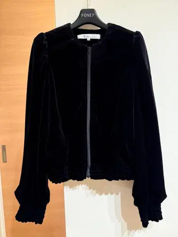 미사용 Bilitis dix-sept ans 블랙 벨벳 자켓 36