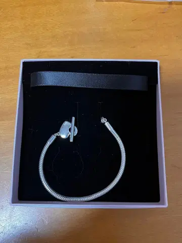 판도라 실버 하트 팔찌