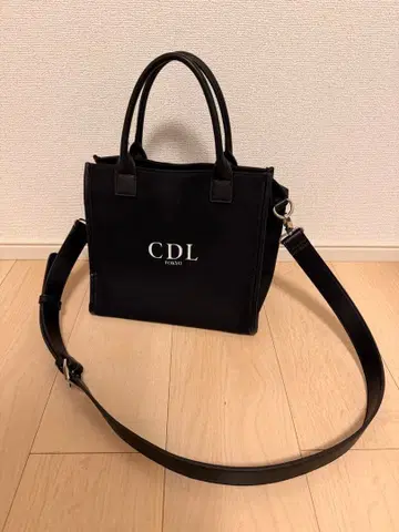 CDL 블랙 숄더백