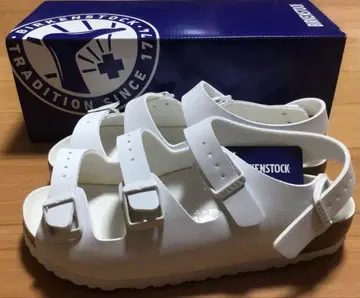 BIRKENSTOCK 버켄스탁 오슬로 36 화이트 샌들 23cm