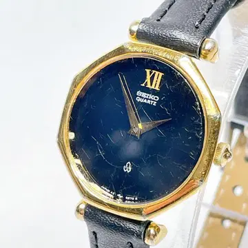 SEIKO 샤리오 여성용 손목시계 블랙 다이얼 QZ 106