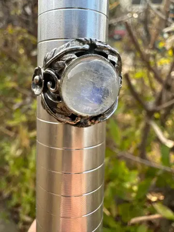 블루문스톤 화이트 래브라도 라이트 실버 반지 프리 사이즈