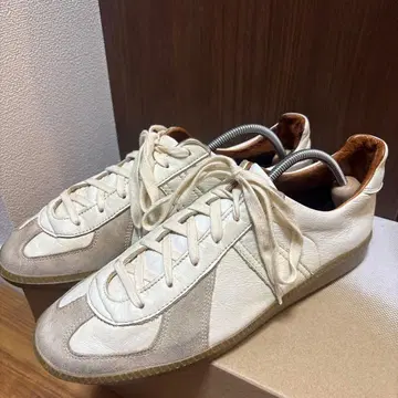 리프로덕션 오브 파운드 저먼 트레이너