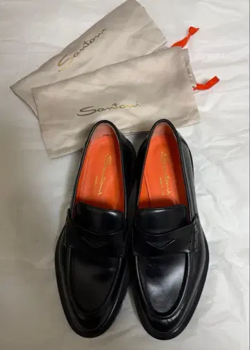 SANTONI 산토니 블랙 가죽 로퍼 39